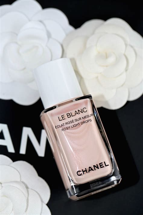 chanel le blanc rosy